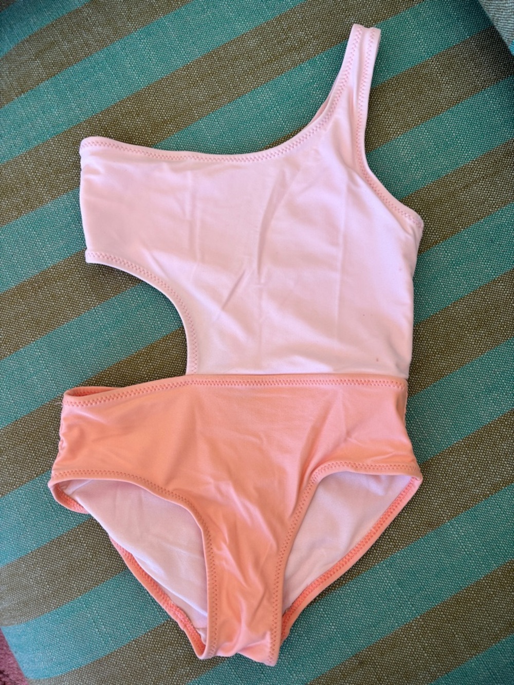 One-Shoulder Zara Peach and Pink Cutout Swimsuit 6/7